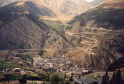 Serpentinen vom Coll d´Ordino Richtung Canillo (2000)