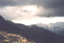 Blick auf Pic de Font Blanca und Pic de Besal� (1999)